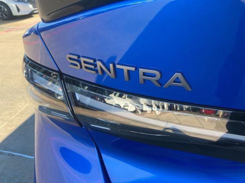 New 2026 Nissan Sentra SR w/ Floor Mat Package FWD image 10