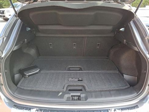 Used 2022 Nissan Rogue Sport SV image 28