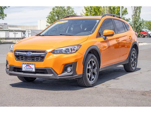 Used 2020 Subaru Crosstrek 2.0i Premium w/ Moonroof Package 1 AWD/4WD image 7
