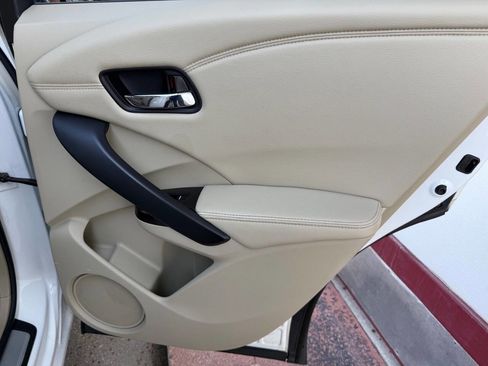 Used 2018 Acura RDX AWD image 17