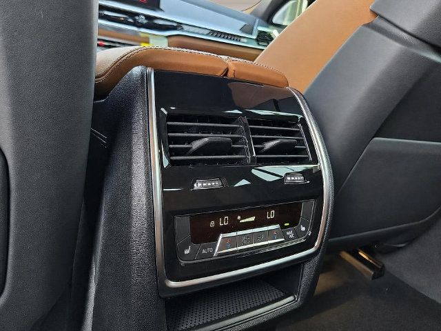 New 2027 BMW X6 M Competition w/ Executive Package AWD/4WD image 12