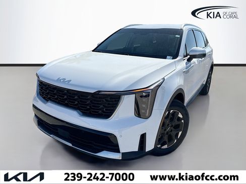 New 2026 Kia Sorento S image 1