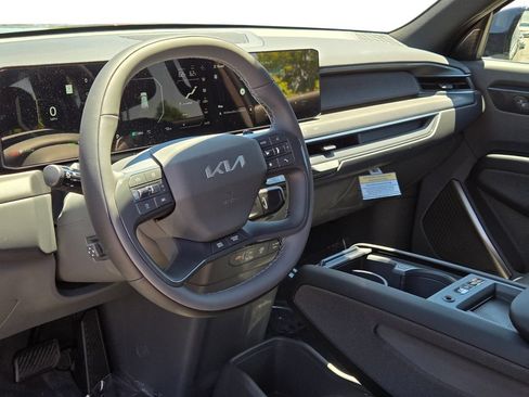 New 2026 Kia EV9 Land w/ Nightfall Edition Package AWD/4WD image 17