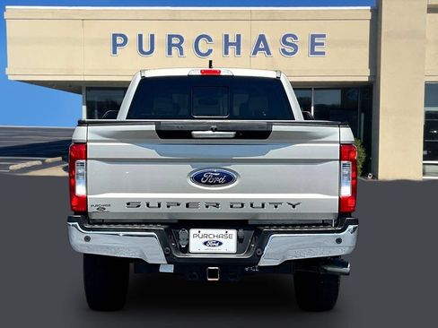 Used 2018 Ford F250 Lariat w/ Chrome Package AWD/4WD image 5