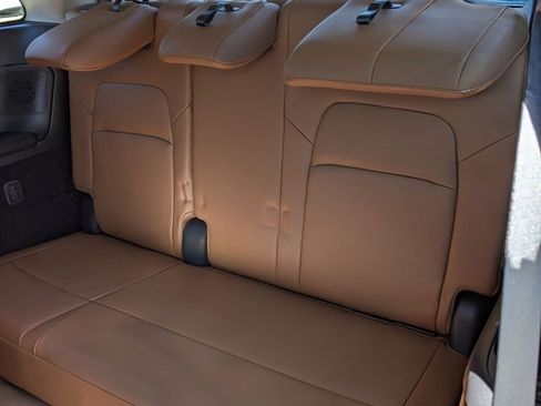 Certified 2025 Nissan Pathfinder Platinum image 20