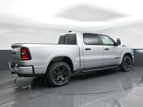 New 2026 RAM 1500 4x4 Crew Cab image 8