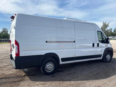 Used 2022 RAM ProMaster 3500 FWD image 4