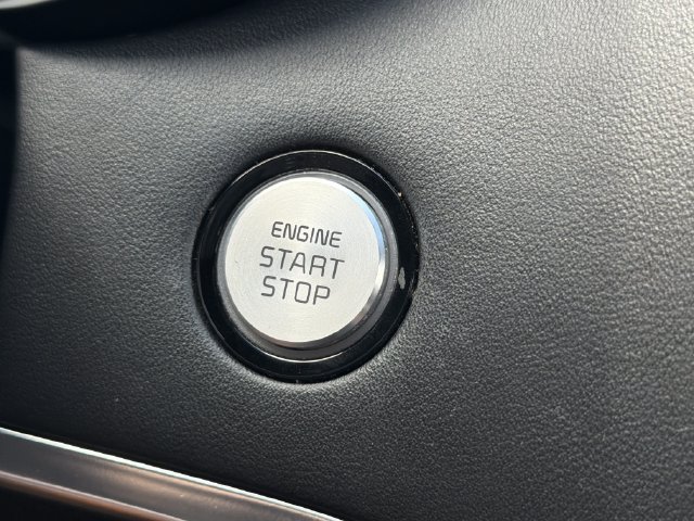 Used 2021 Kia Stinger GT2 RWD image 22