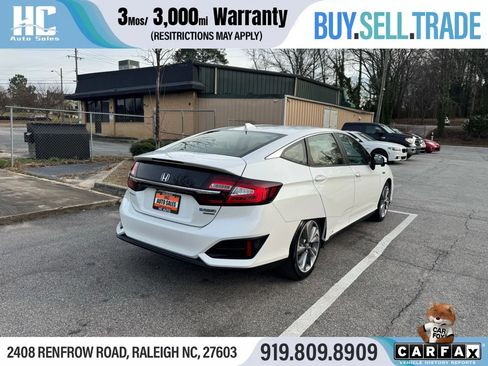 Used 2018 Honda Clarity Touring image 2