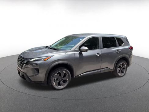 Used 2025 Nissan Rogue SV FWD image 8