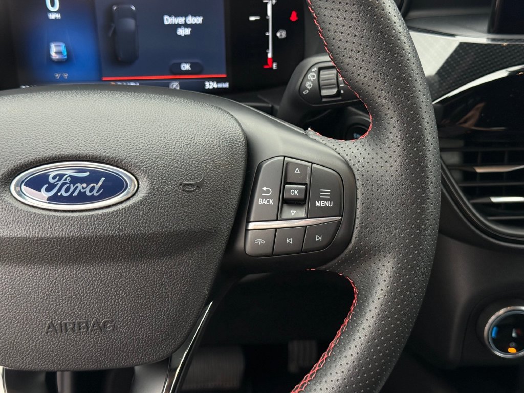 Used 2025 Ford Escape ST-Line FWD image 13
