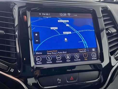 Used 2019 Jeep Cherokee Limited AWD/4WD image 33