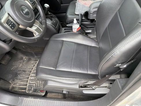 Used 2014 Jeep Patriot Limited FWD image 9