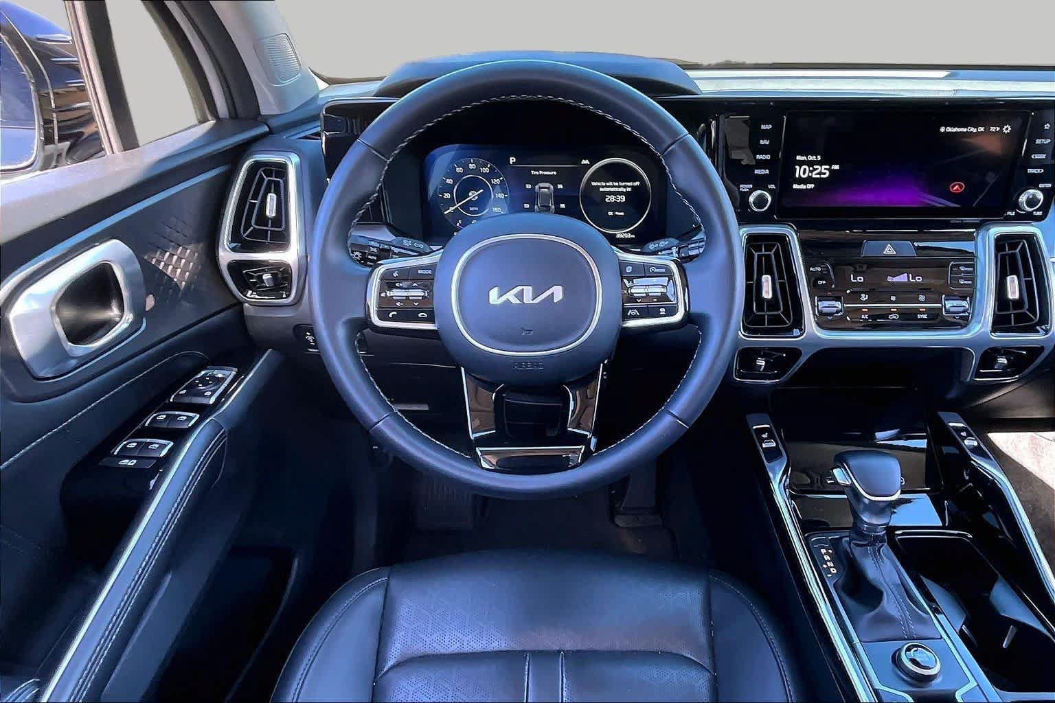 Used 2023 Kia Sorento SX FWD image 6
