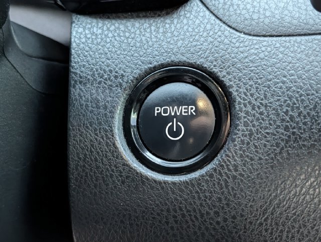 Used 2025 Toyota Camry SE w/ Convenience Package FWD image 19
