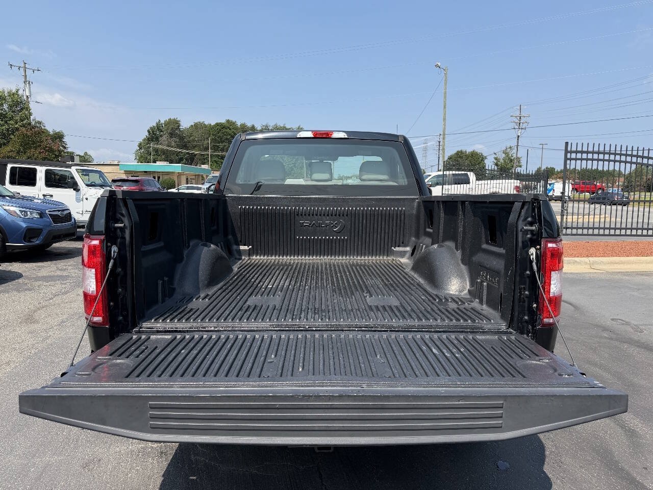 Used 2018 Ford F150 XL RWD image 9