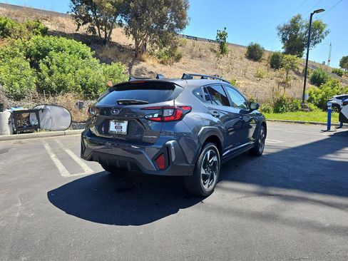 Used 2024 Subaru Crosstrek 2.5i Limited AWD/4WD image 7