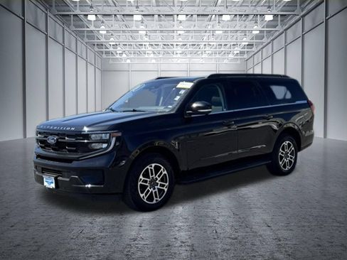 Certified 2025 Ford Expedition Max Active AWD/4WD image 6