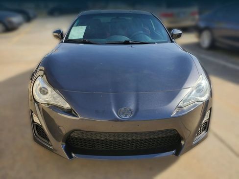 Used 2014 Scion FR-S RWD image 15