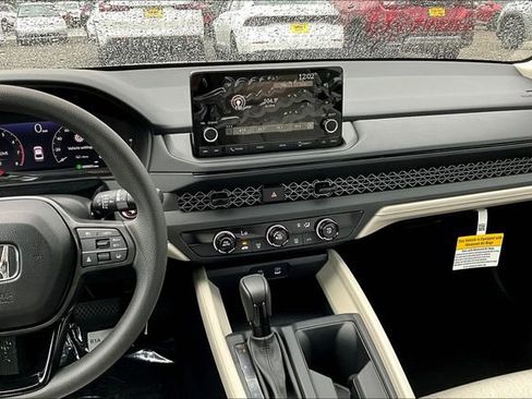 New 2025 Honda Accord LX image 9