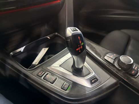 Used 2017 BMW 330e RWD image 29