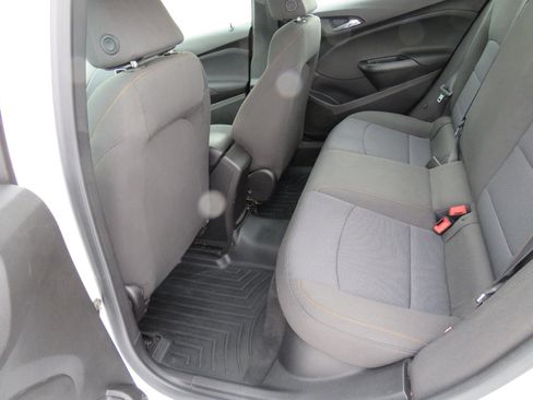 Used 2018 Chevrolet Cruze LS image 7