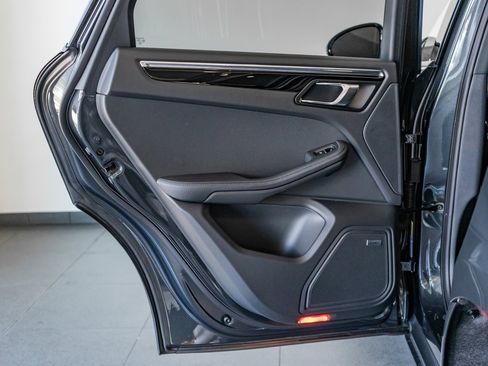New 2025 Porsche Macan image 22