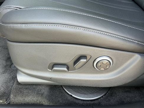 New 2026 Genesis GV80 2.5T RWD image 22