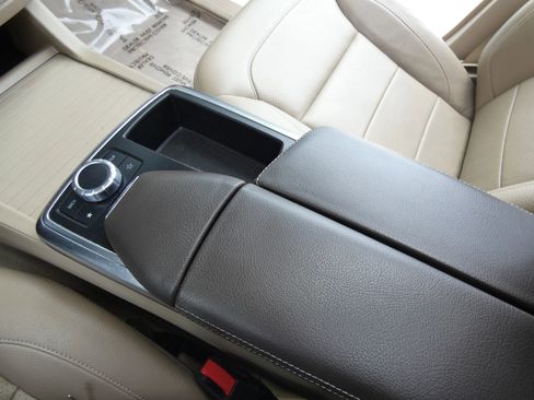 Used 2015 Mercedes-Benz ML 350 4MATIC image 61