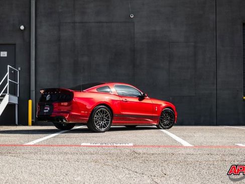 Used 2014 Ford Mustang Shelby GT500 w/ Equipment Group 821A image 21