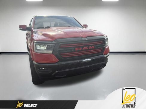 Used 2019 RAM 1500 Laramie AWD/4WD image 1