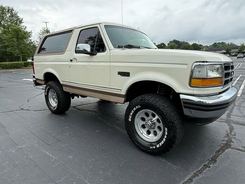 Used 1993 Ford Bronco Eddie Bauer image 27