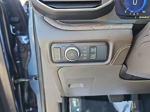 Used 2020 Ford Explorer Platinum AWD/4WD image 29