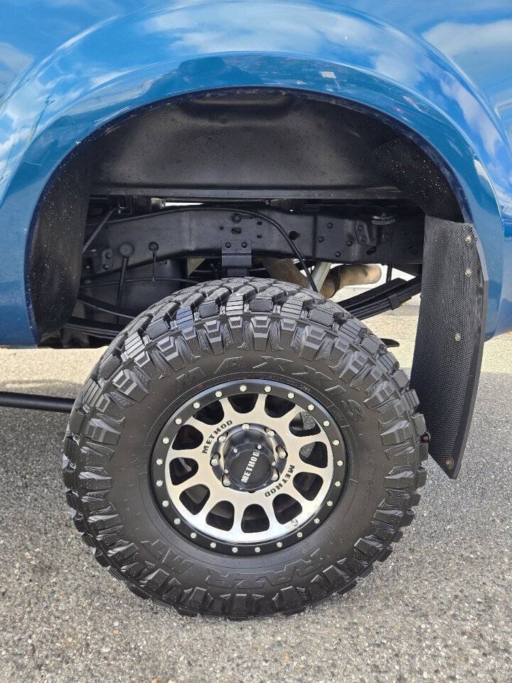 Used 2000 Ford F350 XLT AWD/4WD image 4