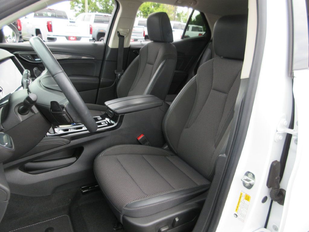 Certified 2023 Buick Envision Preferred FWD image 16