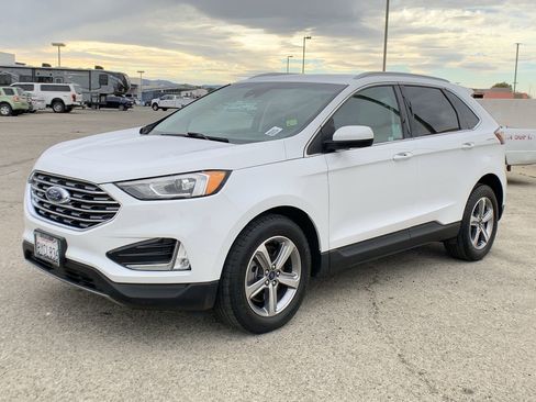 Used 2021 Ford Edge SEL w/ Convenience Package image 1