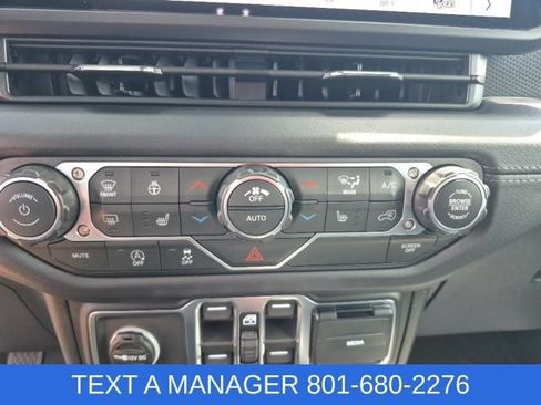 New 2026 Jeep Wrangler Unlimited Rubicon AWD/4WD image 25