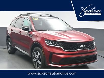 Used 2023 Kia Sorento S w/ Panoramic Sunroof Package