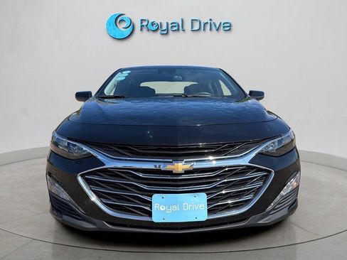 Used 2025 Chevrolet Malibu LT FWD image 9