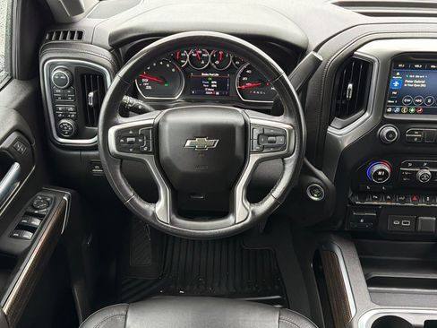 Used 2022 Chevrolet Silverado 1500 RST w/ Convenience Package II image 13