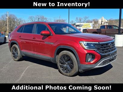 Used 2024 Volkswagen Atlas Cross Sport SE
