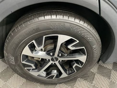 Certified 2023 Kia Sportage EX image 27