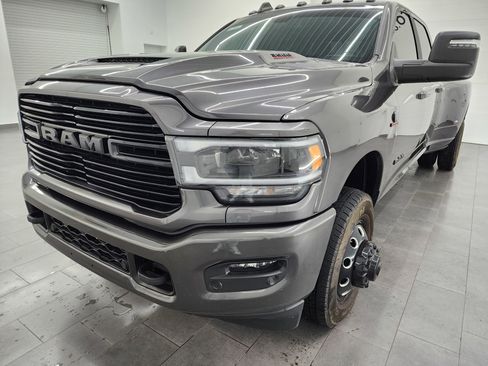 Used 2023 RAM 3500 Laramie w/ Night Edition image 7