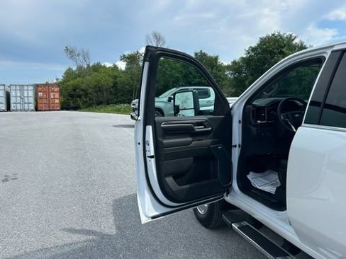 Certified 2024 Chevrolet Silverado 3500 LTZ w/ LTZ Convenience Package AWD/4WD image 12