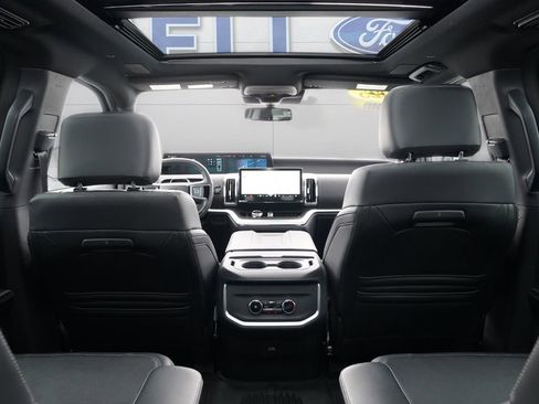 New 2025 Ford Expedition Max Platinum w/ Stealth Performance Package image 31