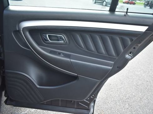 Used 2017 Ford Taurus SEL FWD image 34