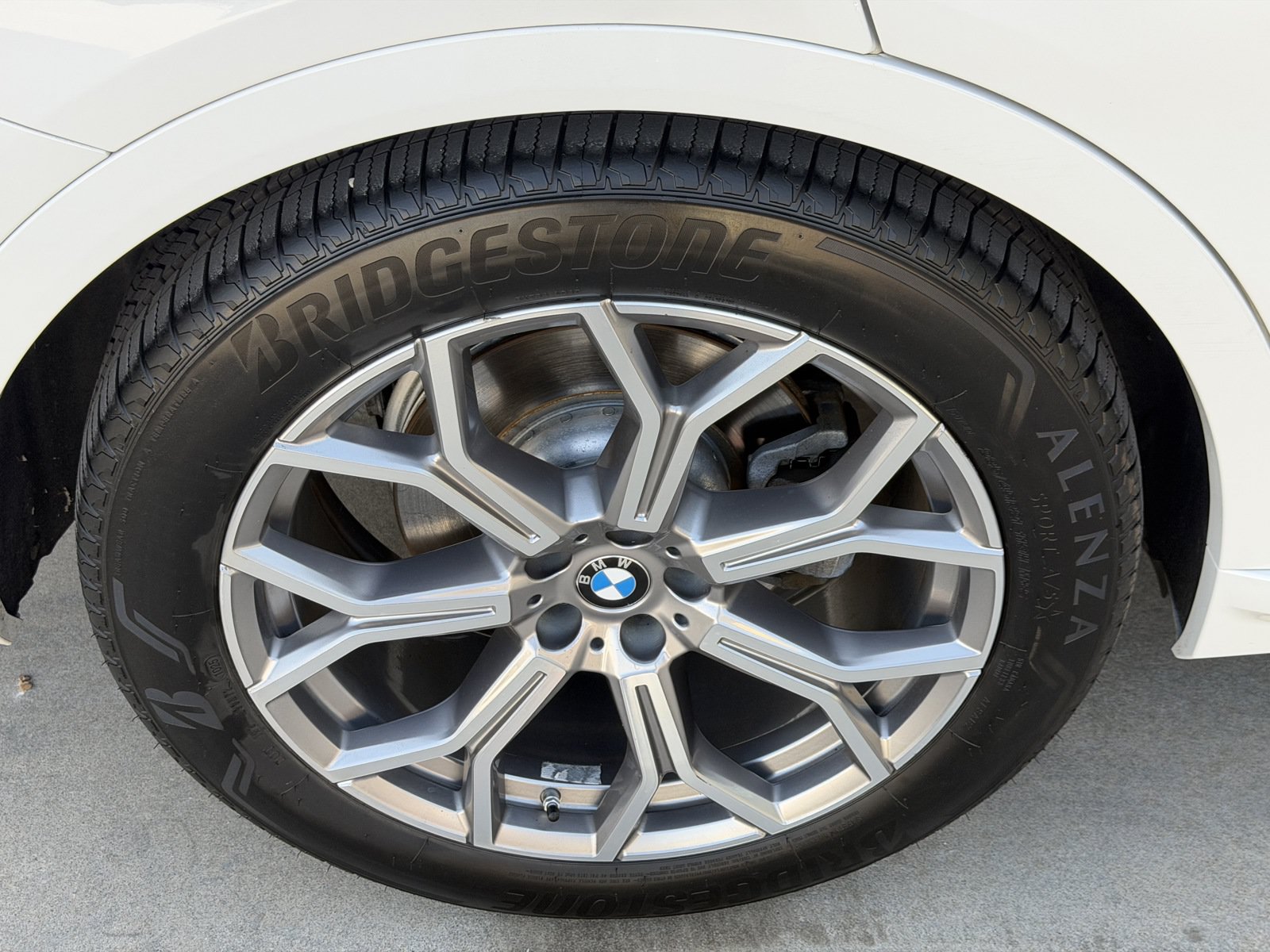 Used 2019 BMW X7 xDrive40i w/ Luxury Seating Package AWD/4WD image 11
