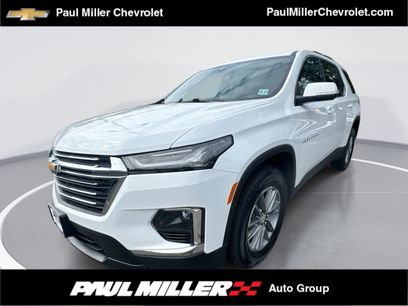 Used 2022 Chevrolet Traverse LT
