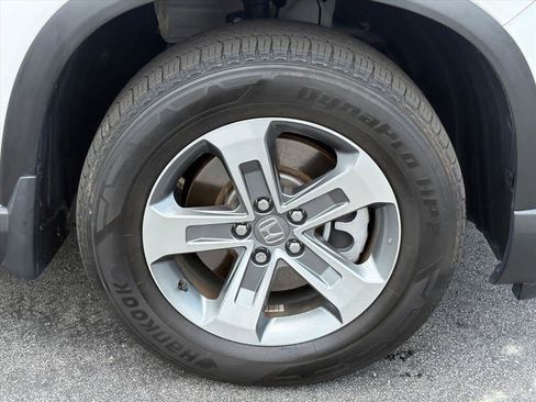 Used 2024 Honda Pilot EX-L image 32