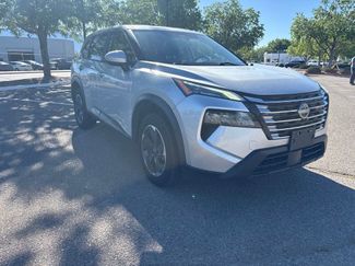 Used 2024 Nissan Rogue SV FWD video 1